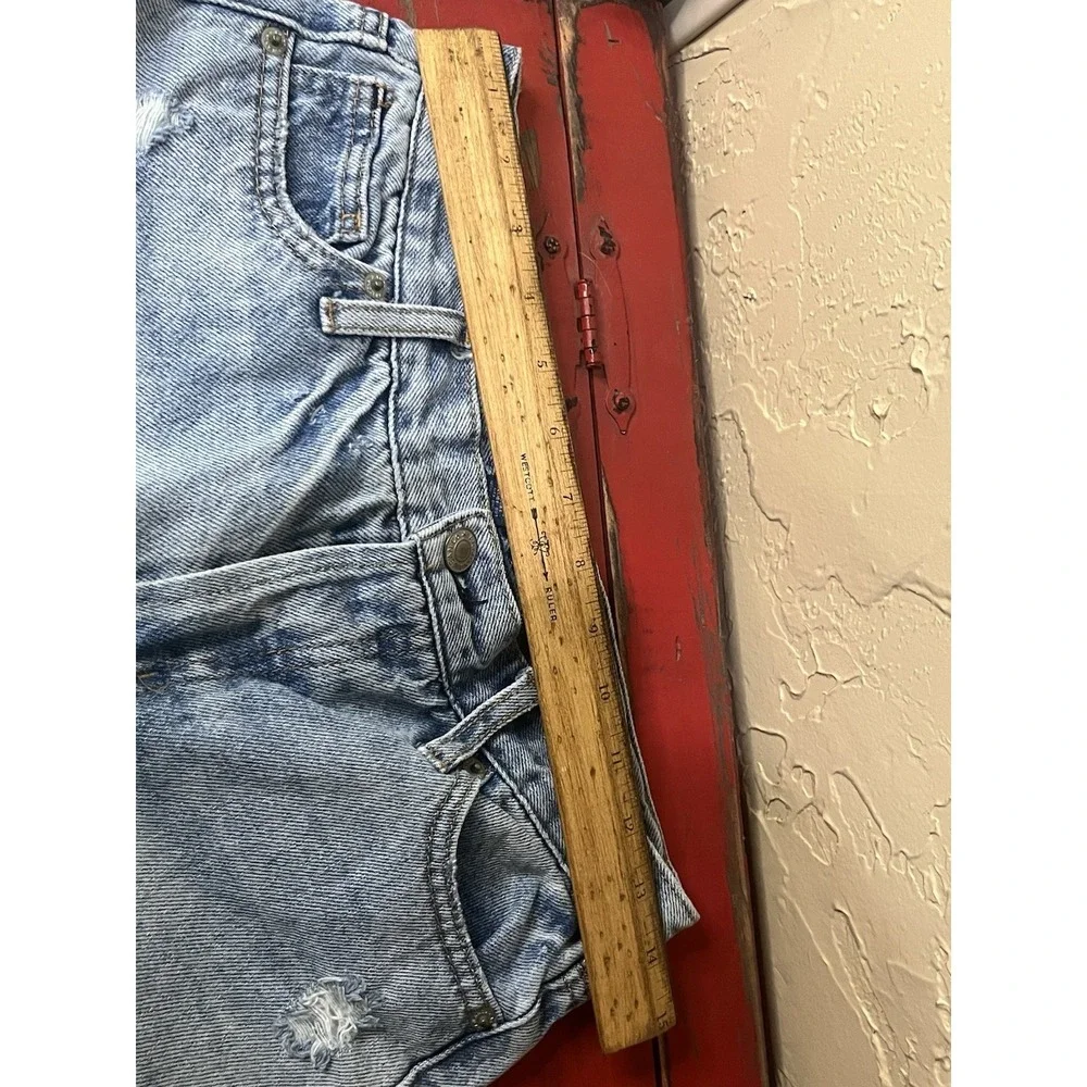 Arizona Jeans Women's Sz 0 High‎ Rise Vintage Straight Button Fly Distressed